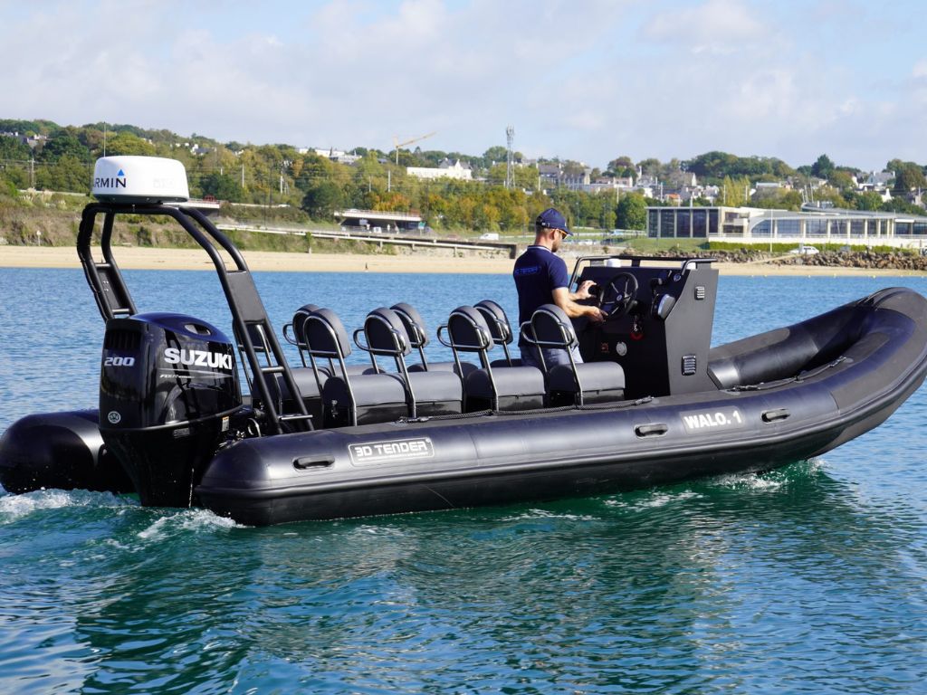 Concession Nautique Services la Rochelle - Vente et entretien bateau - 3D Tender Patrol 670