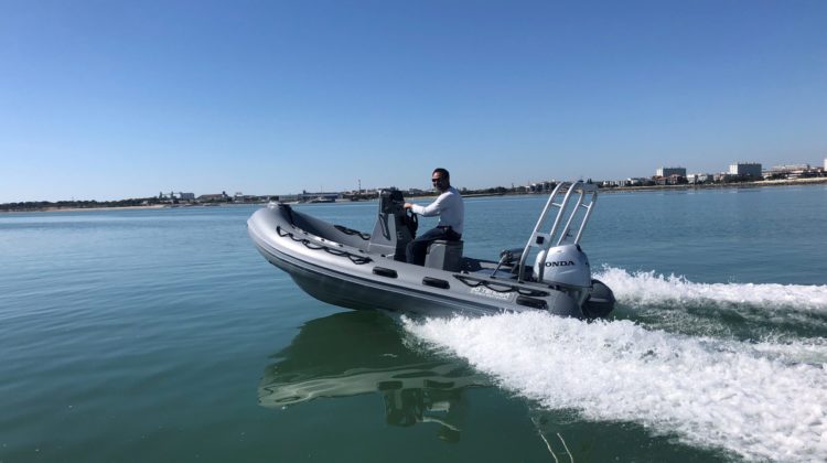 Concession Nautique Services la Rochelle – Vente et entretien bateau – 3D Tender Xpro 445 Concession Nautique Services la Rochelle - Vente et entretien bateau - 3D Tender Xpro 445