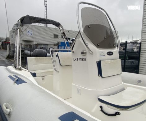 bateau-valiant-630-sport-9652459-yb