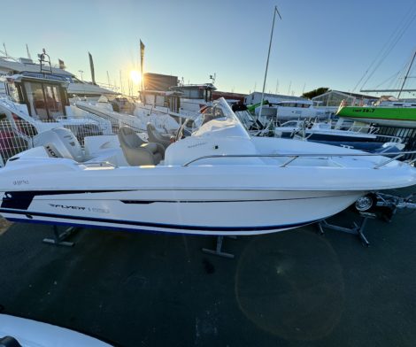 flyer 650-occasion-nautique services la rochelle