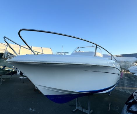 vue face- flyer 65°- bateau occasion-nautique services la rochelle