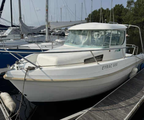 eyrac-600-mery-nautic-bateau-occasion-nautique-services-larochelle