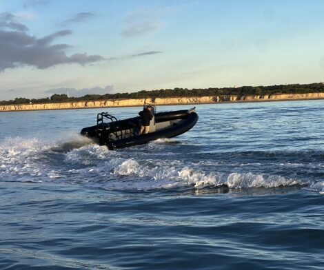 occasion-navisoul-650-bateau-nautique-services-larochelle
