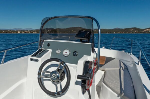 Idea Marine 530 Open - Suzuki 100cv – Image 8