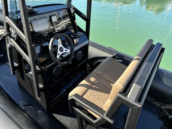 Navigator 22 - Suzuki 150cv – Image 4
