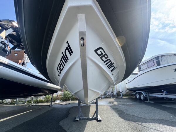 Gemini 720 Hypalon - Suzuki DF250APXX (Ensemble neuf disponible) – Image 5