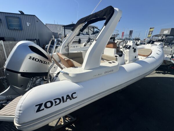 Zodiac Medline 7.5 - Honda 225cv électrique – Image 2