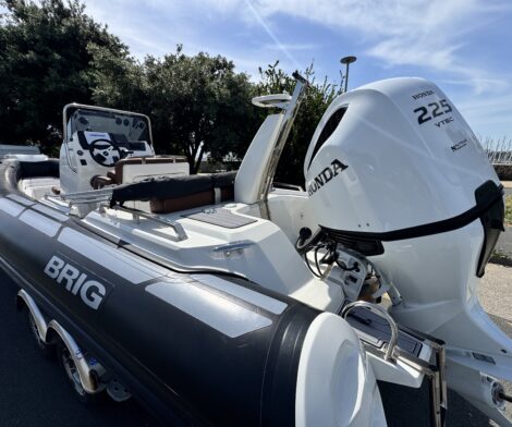 Brig Eagle 6.7 Hypalon 2025 - Honda 225cv V6 47h
