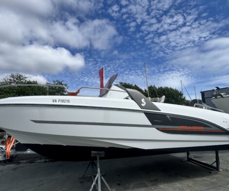 Bénéteau Flyer 6 Spacedeck - Suzuki 150cv