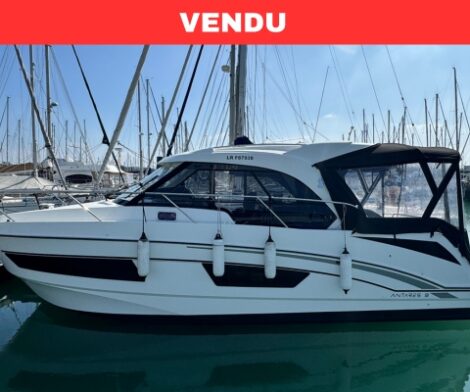 Bénéteau Antares 9 OB - Twin Suzuki DF200 APX